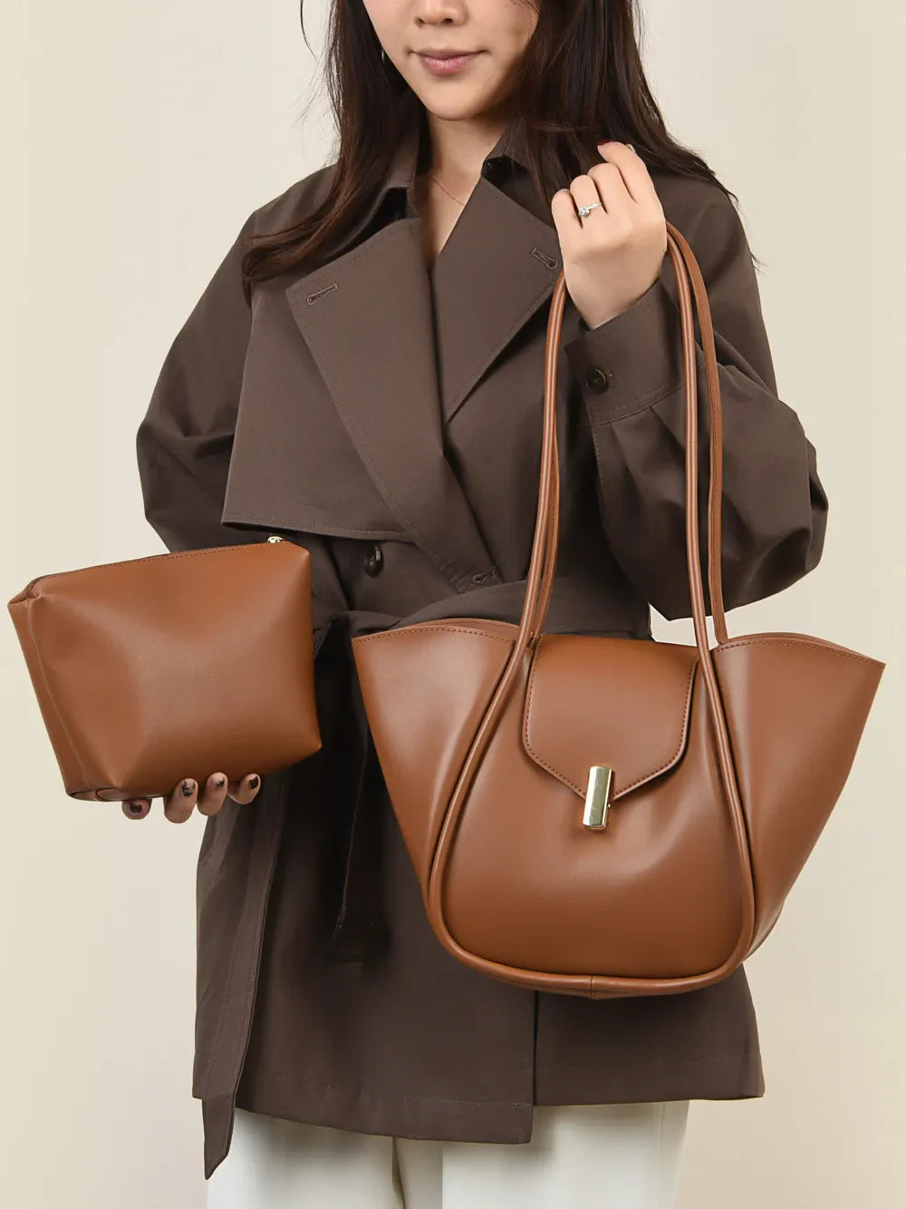 BOWN VINTAGE STYLE HAND BAG 