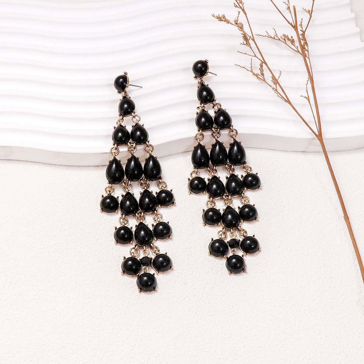 Lola Drop Earrings: Embrace Spanish Elegance