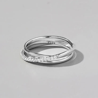 Elegant ring for all action